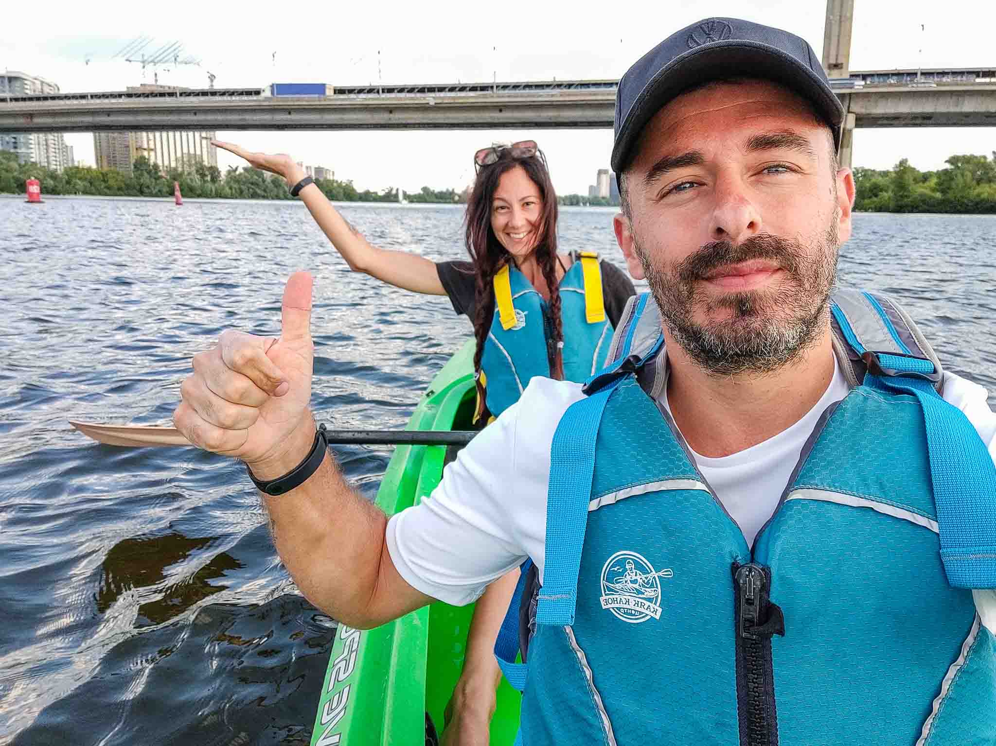 A couple kayaking on the Dniper River